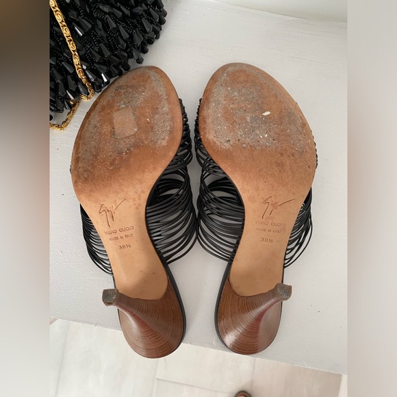 💫GIUSEPPE ZANOTTI BLACK LEATHER PISSI SANDAL - Picture 8 of 10